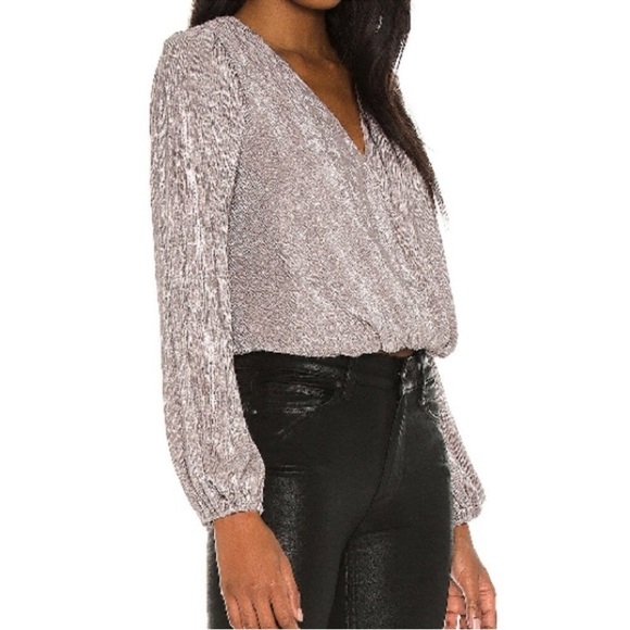 NWT Astr the Label Primadonna Glam Party Top Pewter y2k 90s shimmery Small - Picture 3 of 8